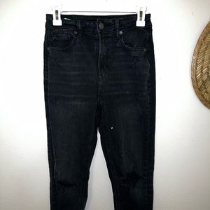 American Eagle Mom Jeans